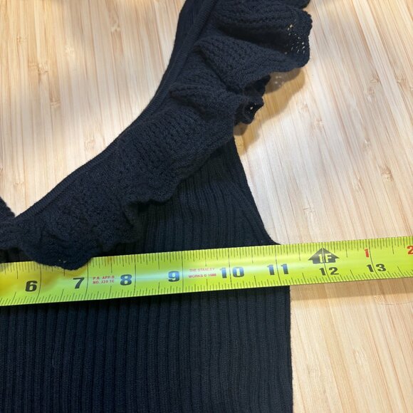 Gap Women's Tank Black V Neck Ruffle Sweater Ribbed Size Small Soft Knitted - Picture 5 of 7